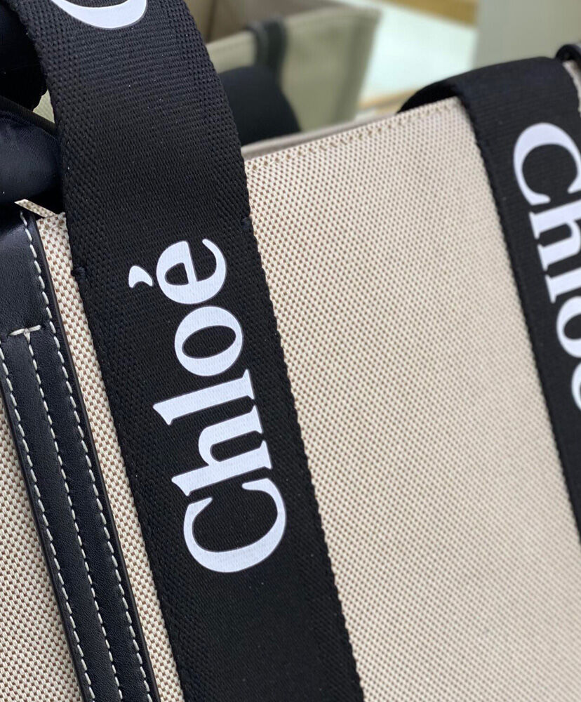 Chloe Medium Woody Logo Strap Canvas Tote Black